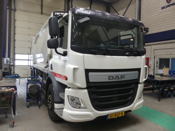 REF:01-BGF-8 - Camion poubelle DAF CF290FAG (2015-268.697 km) - Prügiauto: pilt 2 REF:01-BGF-8 - Camion poubelle DAF CF290FAG (2015-268.697 km) - Prügiauto: pilt 2