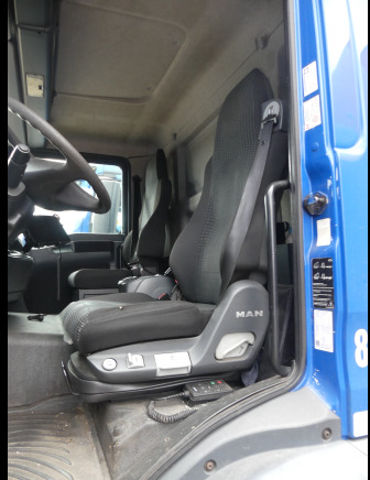 REF:8087 - Camion Fourgon MAN TGM - Kasti veoauto: pilt 5 REF:8087 - Camion Fourgon MAN TGM - Kasti veoauto: pilt 5
