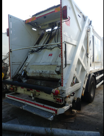 REF:8490 - Camion poubelle Renault Access (2014-236.794 km) - Prügiauto: pilt 3 REF:8490 - Camion poubelle Renault Access (2014-236.794 km) - Prügiauto: pilt 3