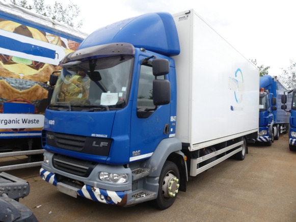 REF:8647 - Camion Fourgon DAF FA-LF55 (2011-110.163 km) - Kasti veoauto: pilt 1 REF:8647 - Camion Fourgon DAF FA-LF55 (2011-110.163 km) - Kasti veoauto: pilt 1