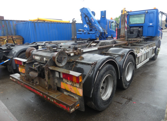 REF:BS-SG-14 - Camion porte container DAF FASCF85 (2007-1.117.773 km) - Konteinerveduk/ Tõstukiga veoauto: pilt 3 REF:BS-SG-14 - Camion porte container DAF FASCF85 (2007-1.117.773 km) - Konteinerveduk/ Tõstukiga veoauto: pilt 3