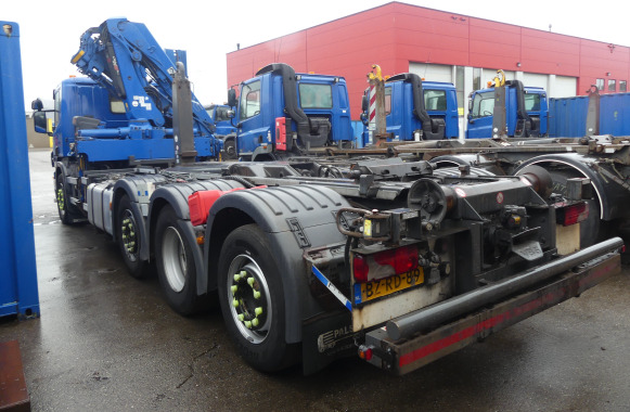 REF:BZ-RD-89 - Camion porte container avec grue Scania P360 B 8X2/*6 (2011-759.907 km) - Konteinerveduk/ Tõstukiga veoauto: pilt 4 REF:BZ-RD-89 - Camion porte container avec grue Scania P360 B 8X2/*6 (2011-759.907 km) - Konteinerveduk/ Tõstukiga veoauto: pilt 4