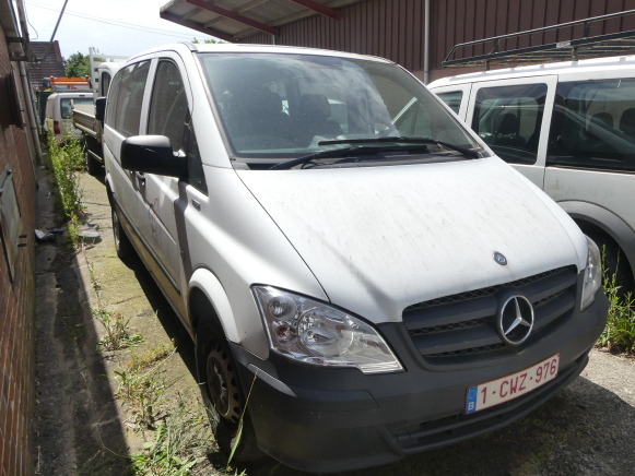REF:Immatriculé sous : 1-CWZ-976 - Voiture Mercedes-Benz Vito - Mikrobuss: pilt 2 REF:Immatriculé sous : 1-CWZ-976 - Voiture Mercedes-Benz Vito - Mikrobuss: pilt 2