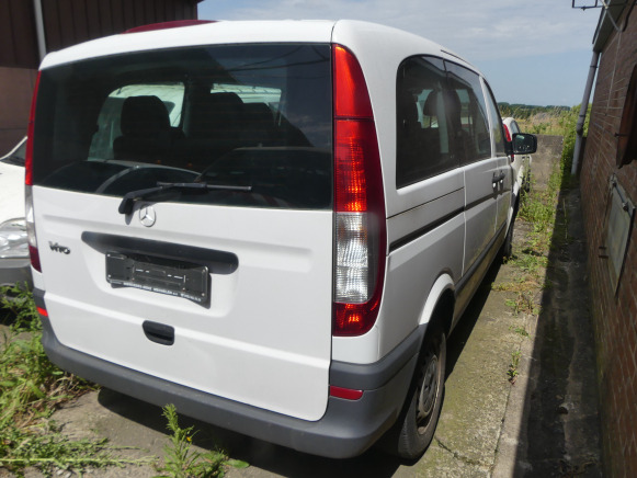 REF:Immatriculé sous : 1-CWZ-976 - Voiture Mercedes-Benz Vito - Mikrobuss: pilt 3 REF:Immatriculé sous : 1-CWZ-976 - Voiture Mercedes-Benz Vito - Mikrobuss: pilt 3