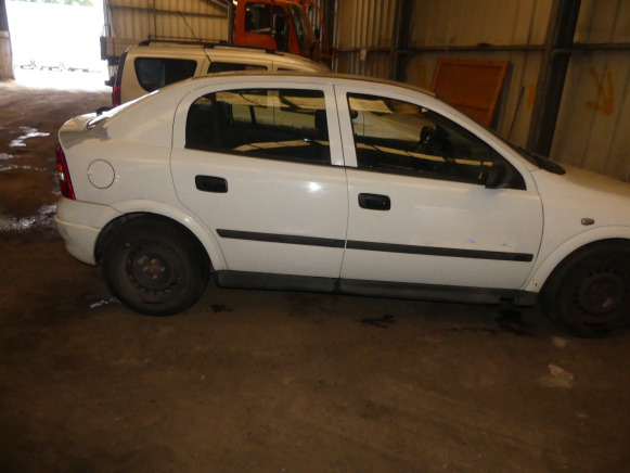 REF:JGN449 - Voiture Opel Astra 1,7 Dti (2003-129.196 km) - Auto: pilt 4 REF:JGN449 - Voiture Opel Astra 1,7 Dti (2003-129.196 km) - Auto: pilt 4