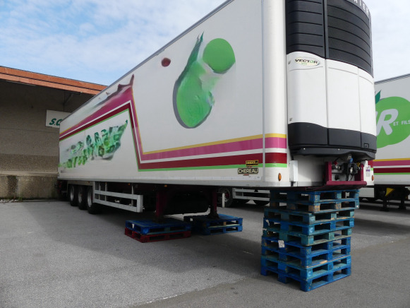 Semi remorque frigorifique Chereau CSD3 - Külmikjärelhaagis: pilt 1 Semi remorque frigorifique Chereau CSD3 - Külmikjärelhaagis: pilt 1