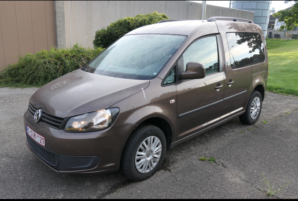 Voiture Volkswagen Caddy (2014-152.805 km) - Auto: pilt 1 Voiture Volkswagen Caddy (2014-152.805 km) - Auto: pilt 1