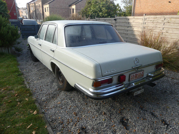 Voiture ancêtre Mercedes-Benz 280S (1972-72.399 km)( Vin: 10801610091315) - Auto: pilt 5 Voiture ancêtre Mercedes-Benz 280S (1972-72.399 km)( Vin: 10801610091315) - Auto: pilt 5