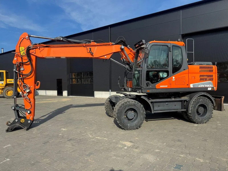 Doosan DX140-5 2018 - Ratastel ekskavaator: pilt 2 Doosan DX140-5 2018 - Ratastel ekskavaator: pilt 2