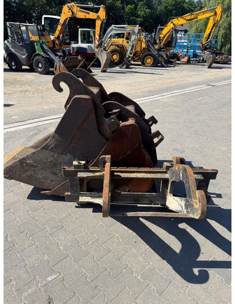 Liebherr A914 2018 8950 uur NL Machine liising Liebherr A914 2018 8950 uur NL Machine: pilt 15