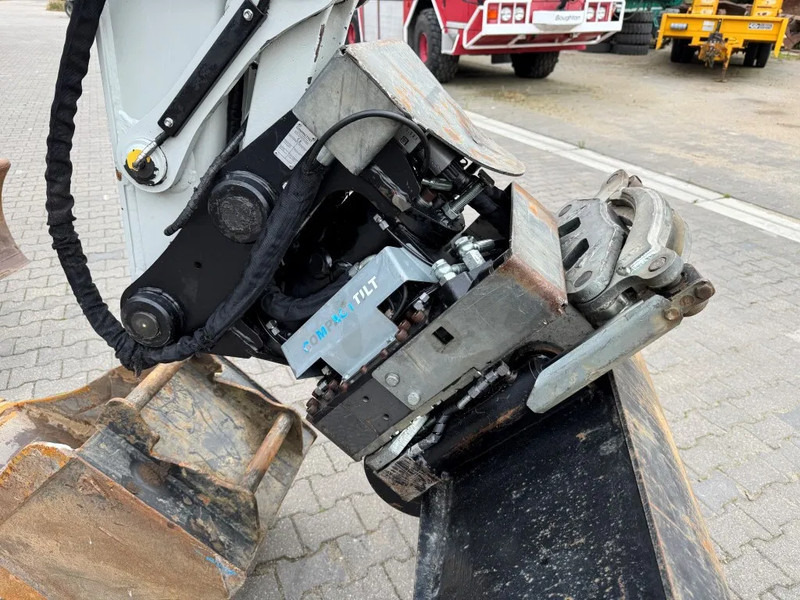 Ratastel ekskavaator Takeuchi TB295W BJ 2021 3500 uur Compacttilt Draaikantelstuk met Gripper !: pilt 15
