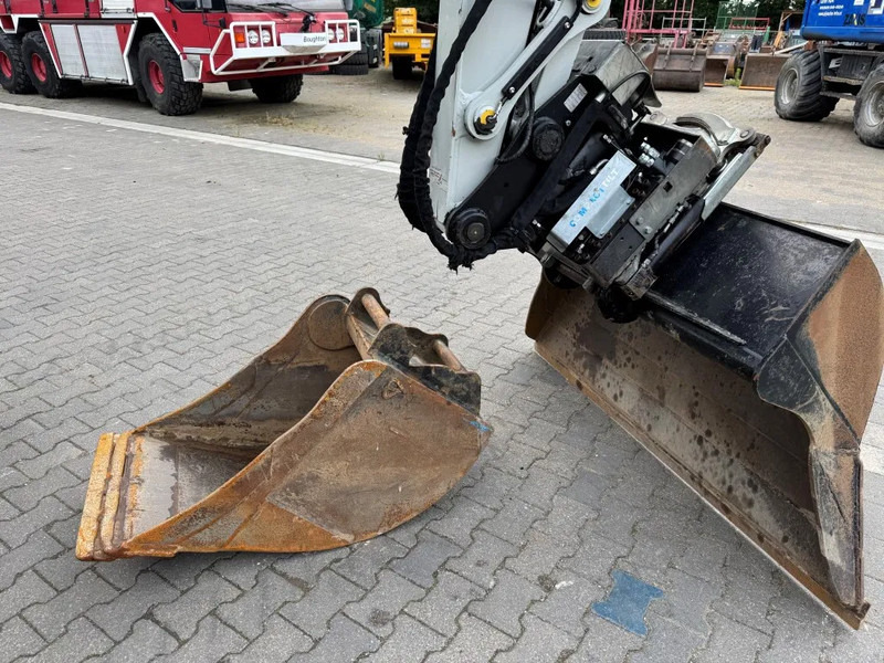 Ratastel ekskavaator Takeuchi TB295W BJ 2021 3500 uur Compacttilt Draaikantelstuk met Gripper !: pilt 17