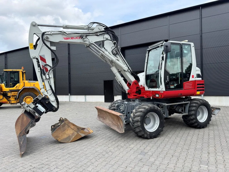 Takeuchi TB295W BJ 2021 3500 uur Compacttilt Draaikantelstuk met Gripper ! - Ratastel ekskavaator: pilt 2 Takeuchi TB295W BJ 2021 3500 uur Compacttilt Draaikantelstuk met Gripper ! - Ratastel ekskavaator: pilt 2