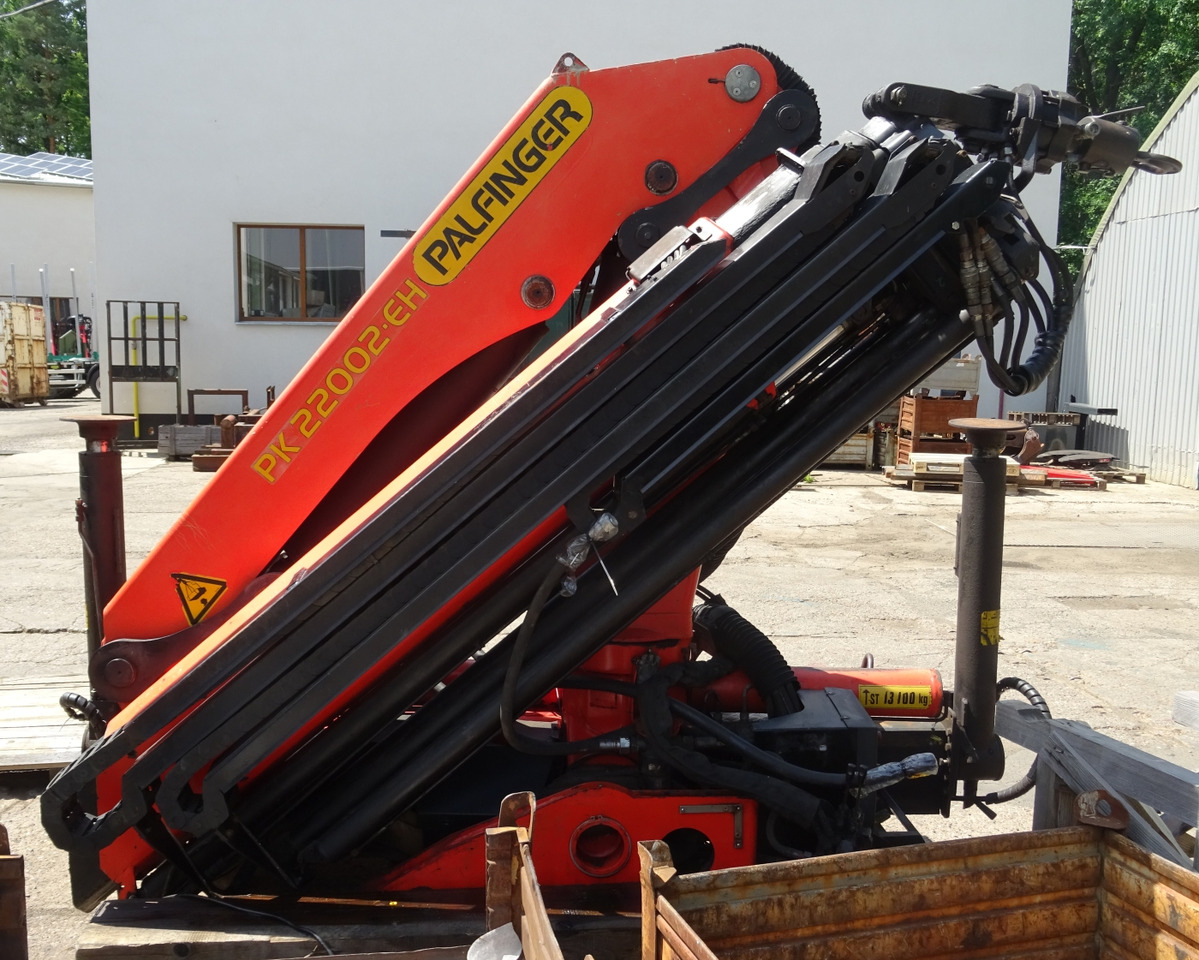 PALFINGER PK 22002-EH D crane - remote control, extra functions, Ladekran, Kran, - Kraana-manipulaator: pilt 1 PALFINGER PK 22002-EH D crane - remote control, extra functions, Ladekran, Kran, - Kraana-manipulaator: pilt 1
