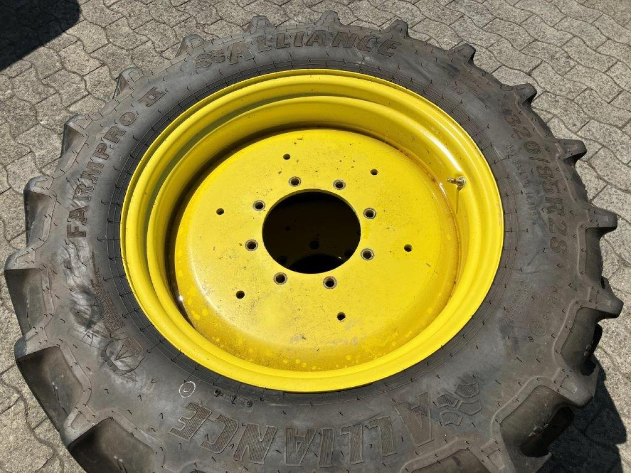 Alliance 320/85R28 - Rehv - Põllutööseade: pilt 4 Alliance 320/85R28 - Rehv - Põllutööseade: pilt 4