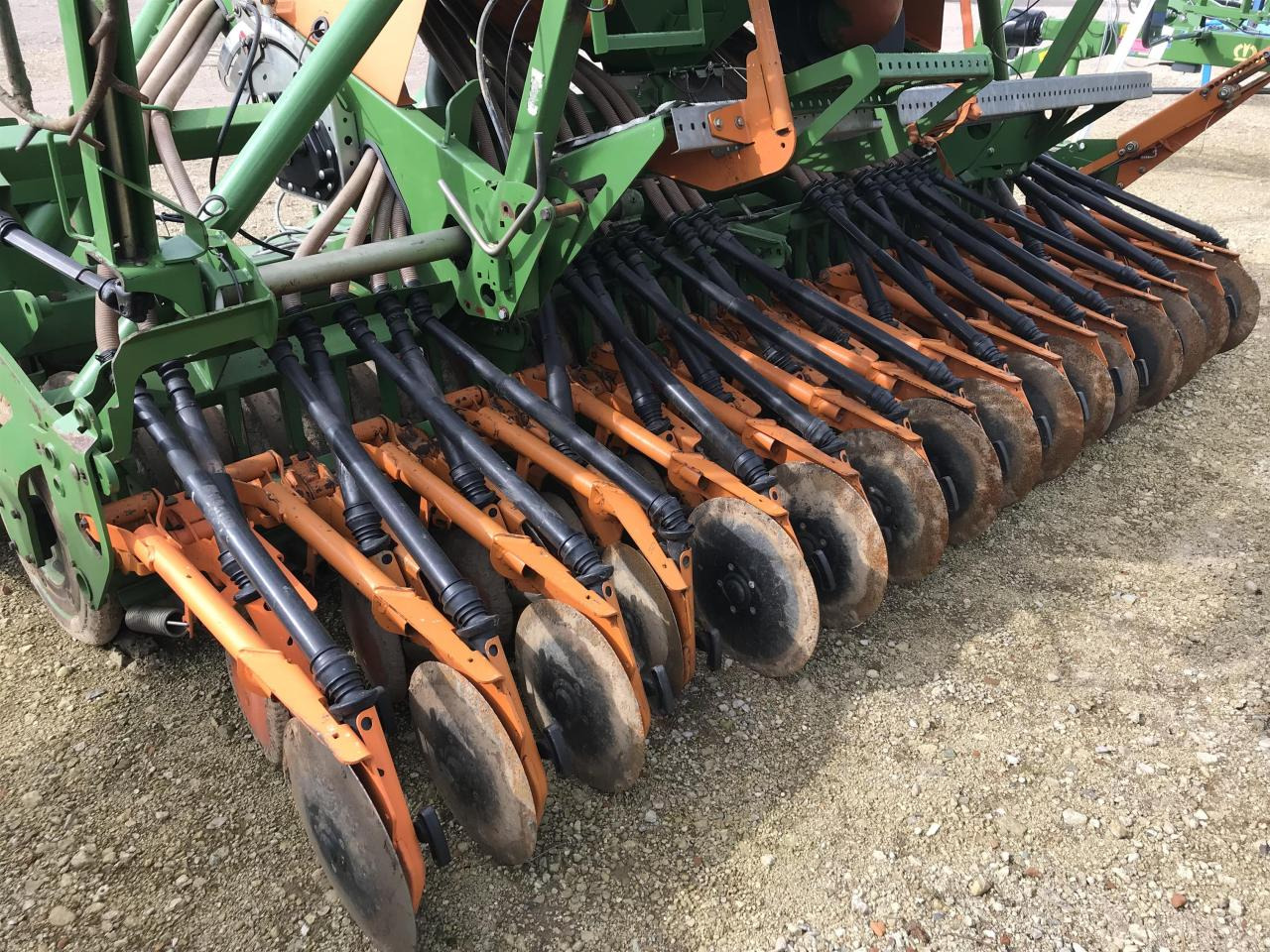 Amazone AD-P Super und KG4000 - Külvimasin: pilt 2 Amazone AD-P Super und KG4000 - Külvimasin: pilt 2