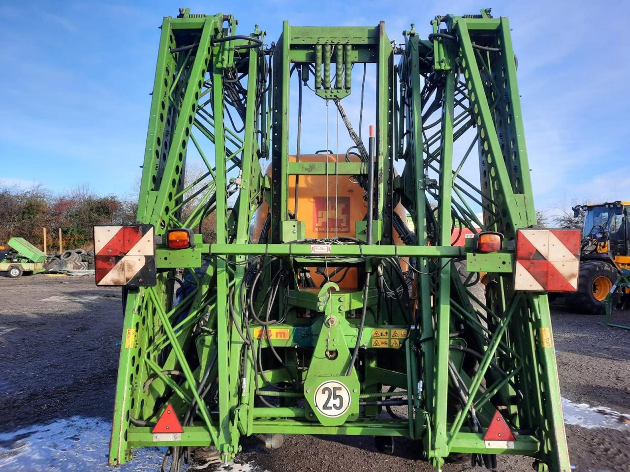 Amazone UG 3000 - Järelveetav pritsija: pilt 4 Amazone UG 3000 - Järelveetav pritsija: pilt 4