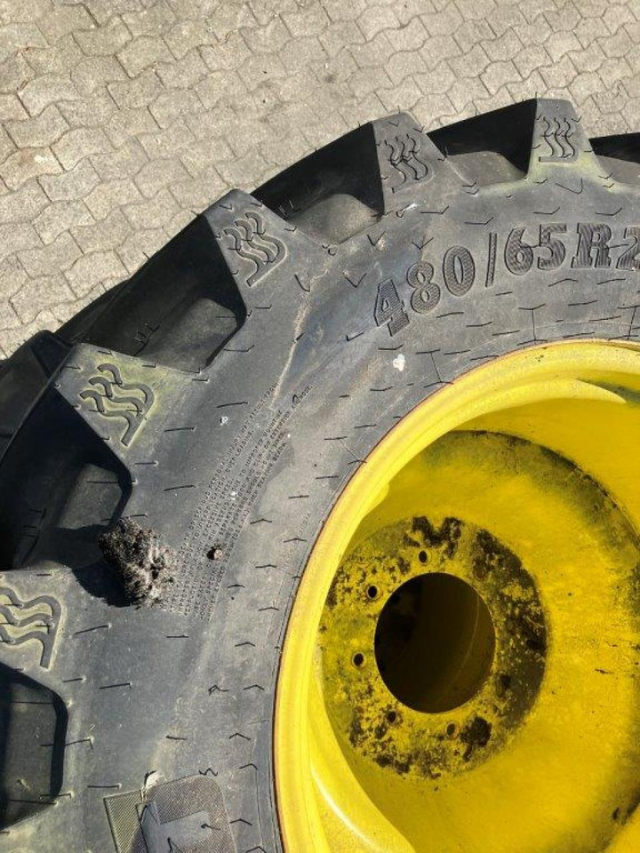 BKT 480/65R28 - Rehv - Põllutööseade: pilt 5 BKT 480/65R28 - Rehv - Põllutööseade: pilt 5