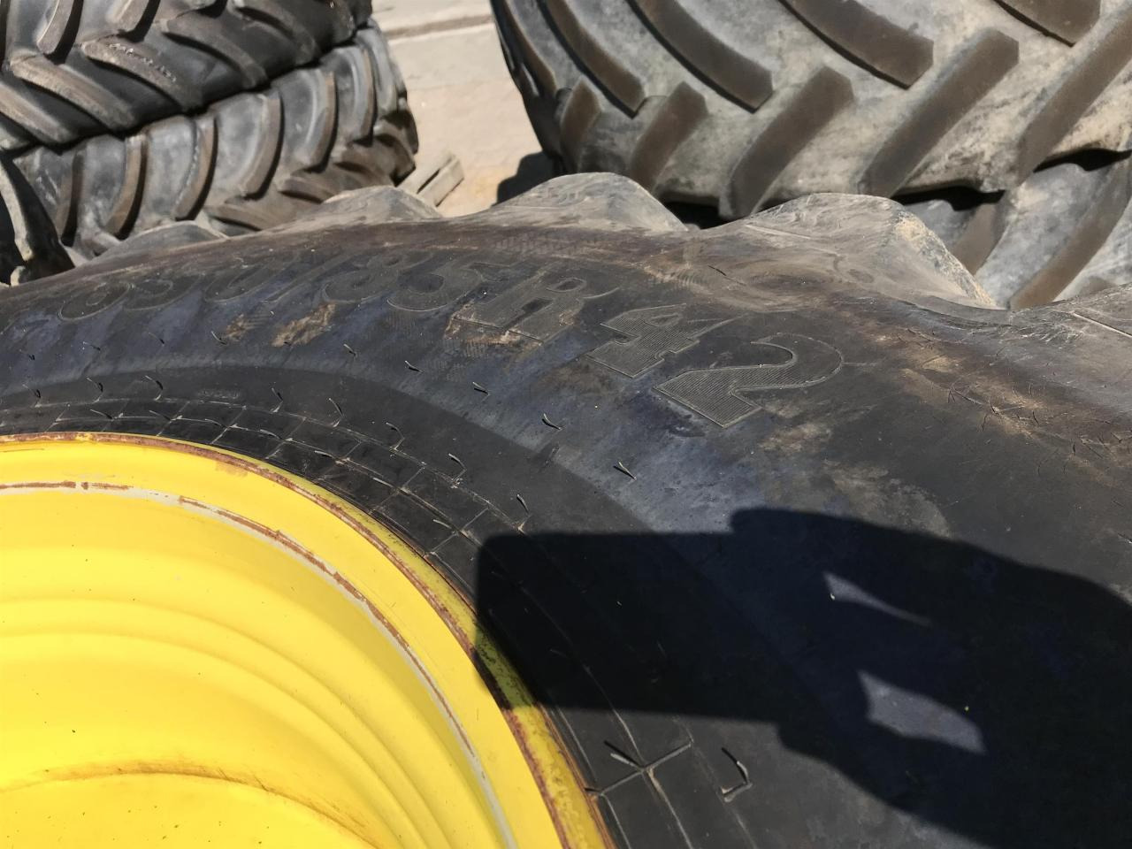 BKT 650/85R42 - Rehv - Põllutööseade: pilt 4 BKT 650/85R42 - Rehv - Põllutööseade: pilt 4