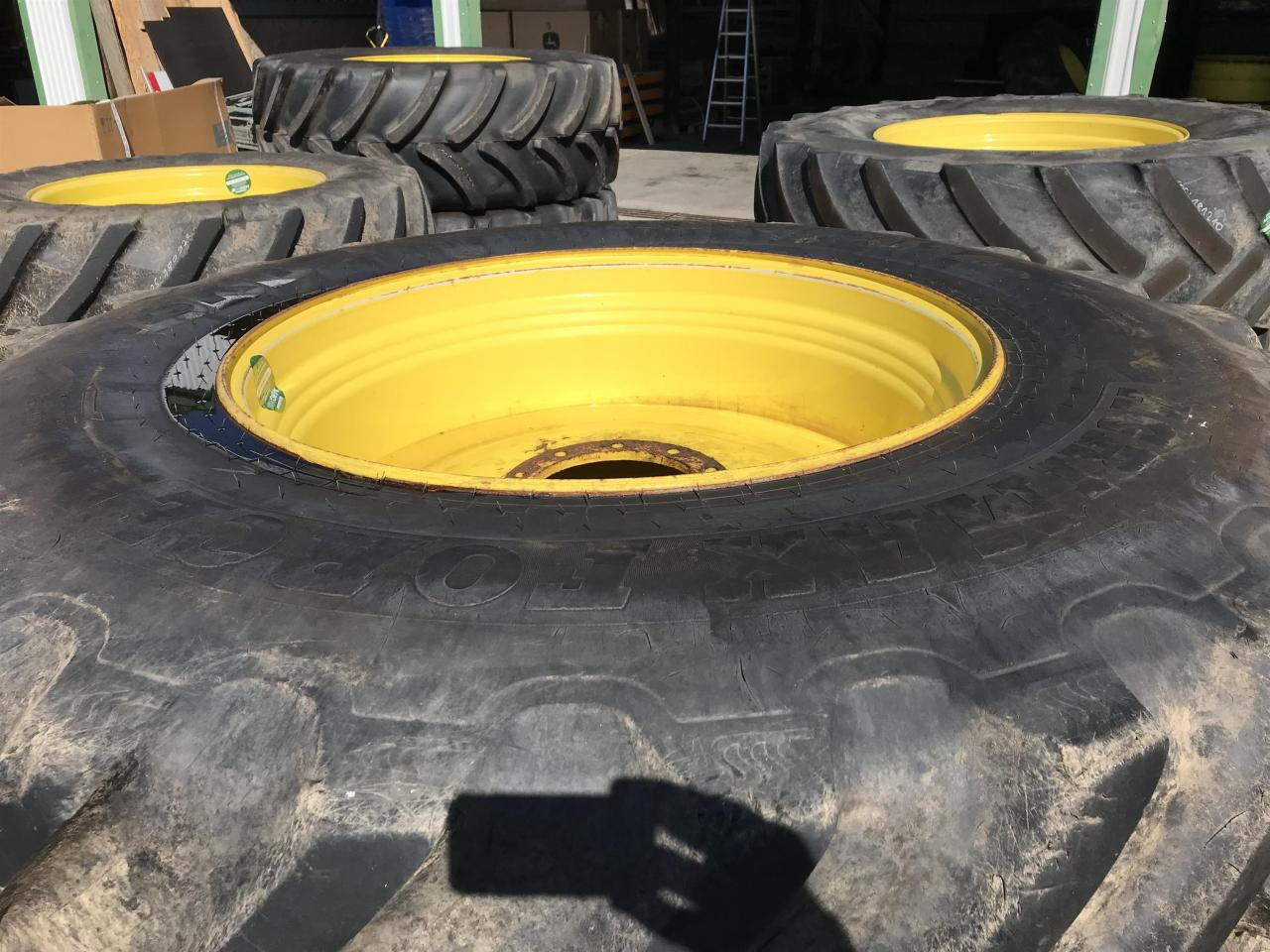 BKT 650/85R42 - Rehv - Põllutööseade: pilt 5 BKT 650/85R42 - Rehv - Põllutööseade: pilt 5