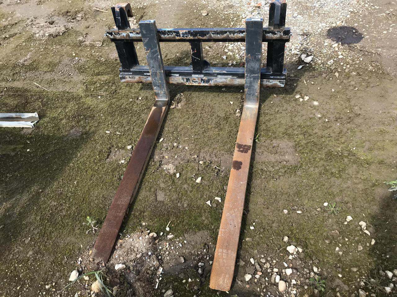 Bressel 2,5 to (1300 mm Zinken) - Kahvlid - Põllutööseade: pilt 2 Bressel 2,5 to (1300 mm Zinken) - Kahvlid - Põllutööseade: pilt 2