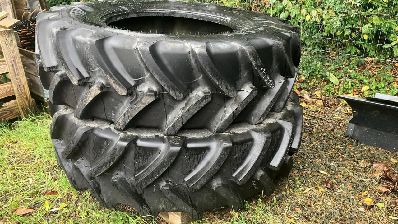 CEAT 420/90R30 - Rehv - Põllutööseade: pilt 1 CEAT 420/90R30 - Rehv - Põllutööseade: pilt 1