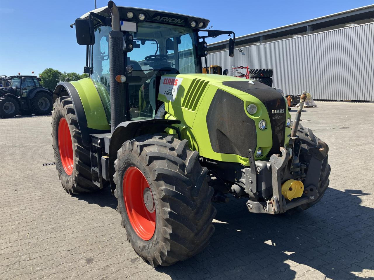 CLAAS Arion 640 - Traktor: pilt 2 CLAAS Arion 640 - Traktor: pilt 2