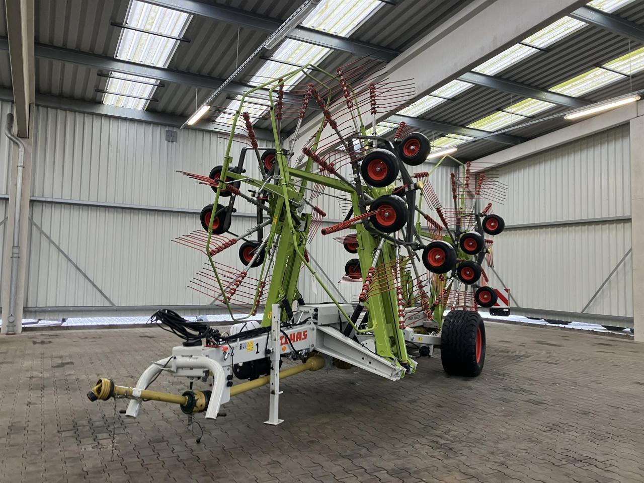 CLAAS Liner 3600 - Kaarutaja/ Reha: pilt 2 CLAAS Liner 3600 - Kaarutaja/ Reha: pilt 2
