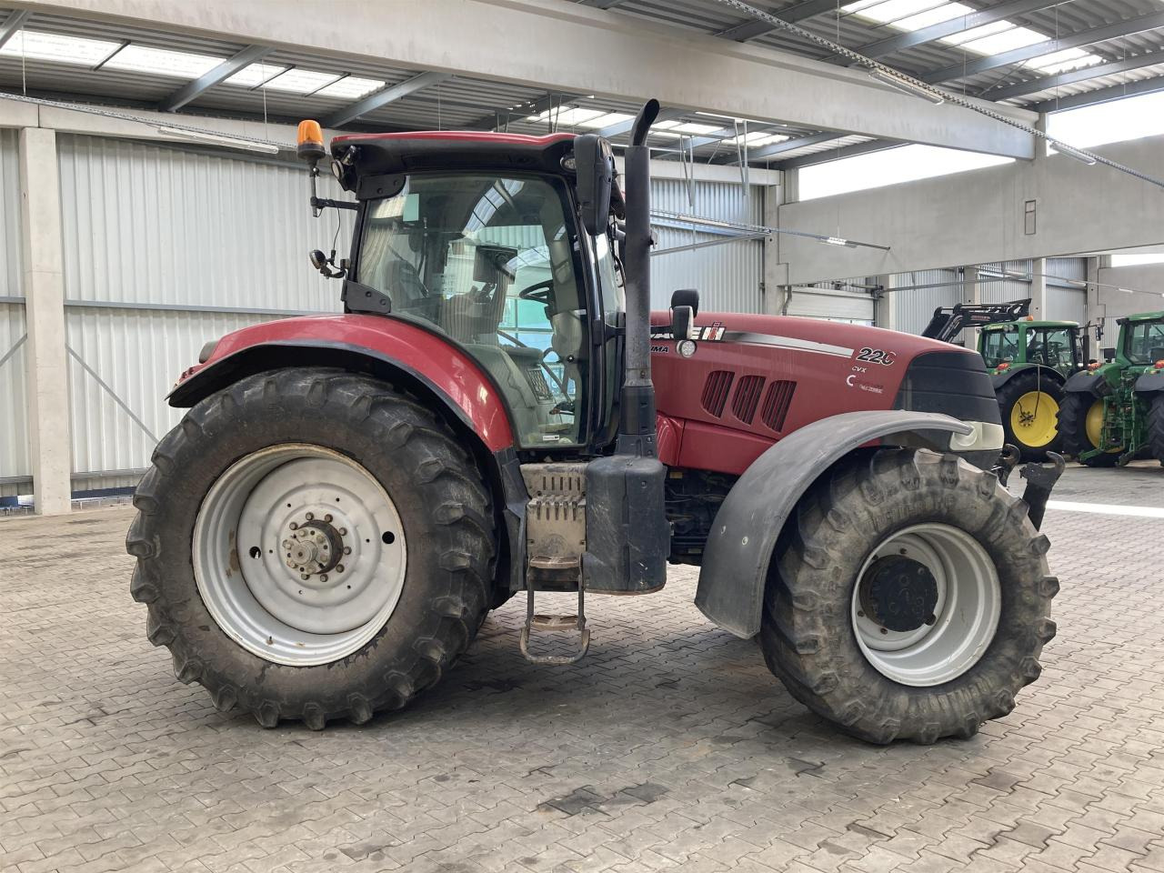 Case-IH Puma CVX 220 - Traktor: pilt 4 Case-IH Puma CVX 220 - Traktor: pilt 4