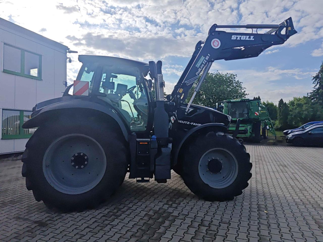Deutz-Fahr 6215 TTV - Traktor: pilt 2 Deutz-Fahr 6215 TTV - Traktor: pilt 2