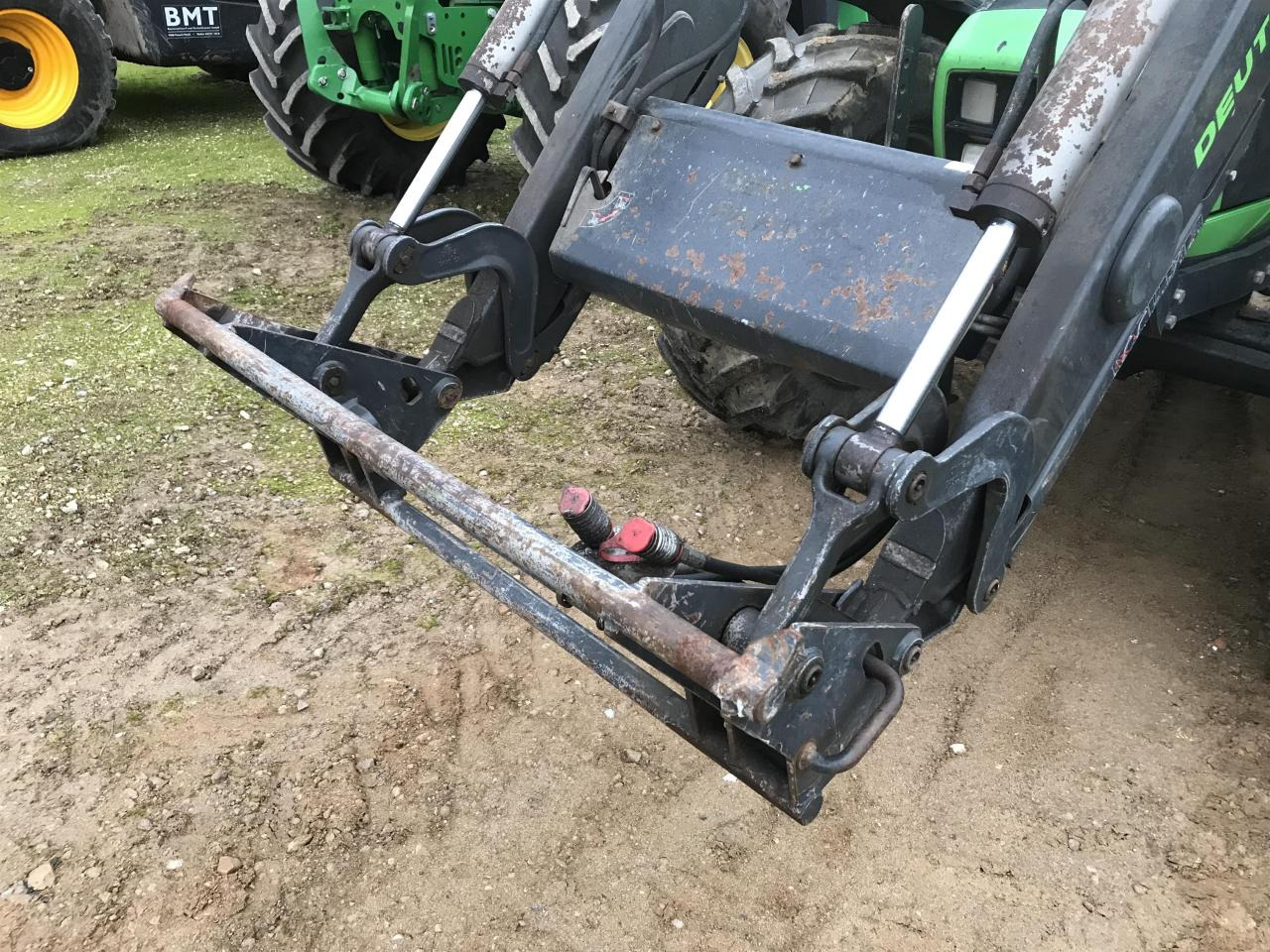 Deutz-Fahr Agrofarm 420 - Traktor: pilt 4 Deutz-Fahr Agrofarm 420 - Traktor: pilt 4