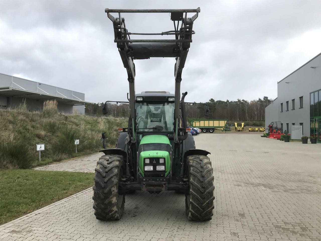 Deutz-Fahr Agrofarm 420 - Traktor: pilt 3 Deutz-Fahr Agrofarm 420 - Traktor: pilt 3