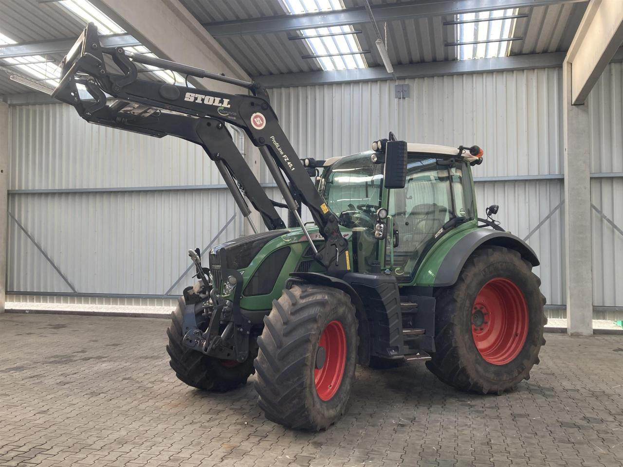 Fendt 516 Vario Profi - Traktor: pilt 1 Fendt 516 Vario Profi - Traktor: pilt 1