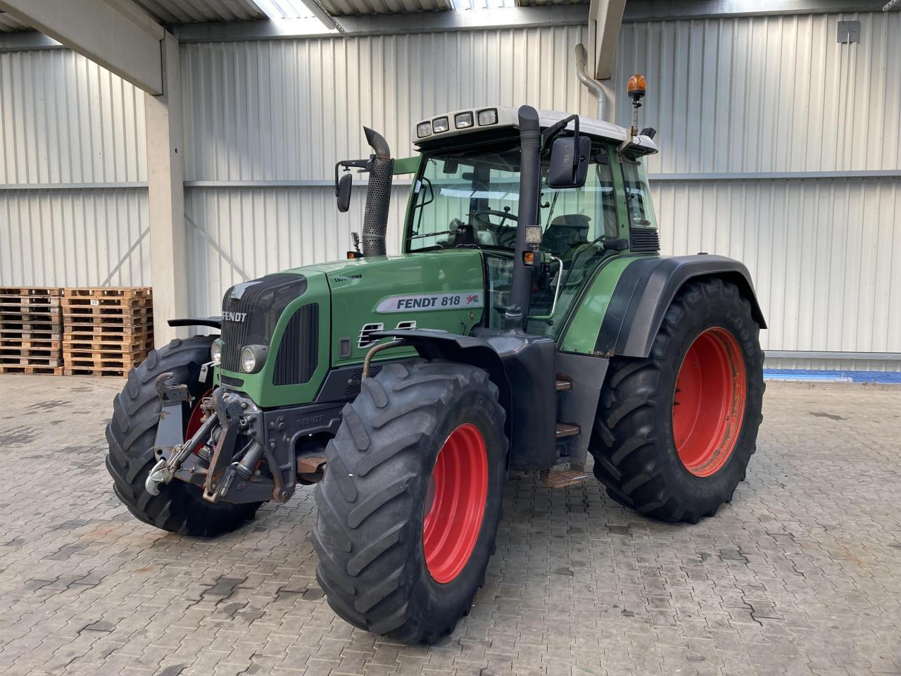Fendt 818 Vario TMS - Traktor: pilt 1 Fendt 818 Vario TMS - Traktor: pilt 1