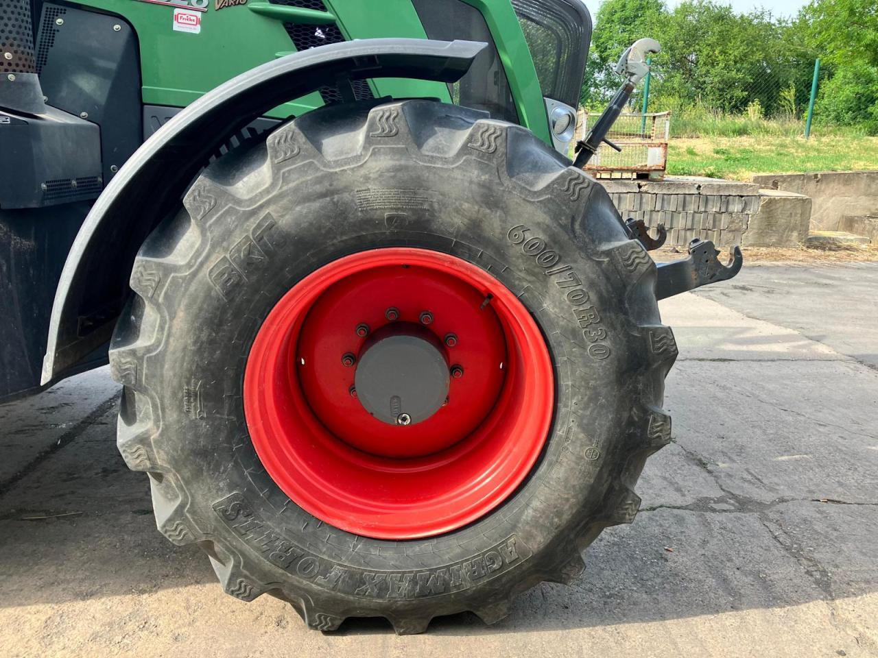 Fendt 826 Profi Plus - Traktor: pilt 3 Fendt 826 Profi Plus - Traktor: pilt 3