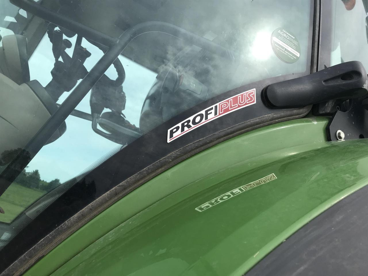 Fendt 828 Vario Profi Plus - Traktor: pilt 4 Fendt 828 Vario Profi Plus - Traktor: pilt 4