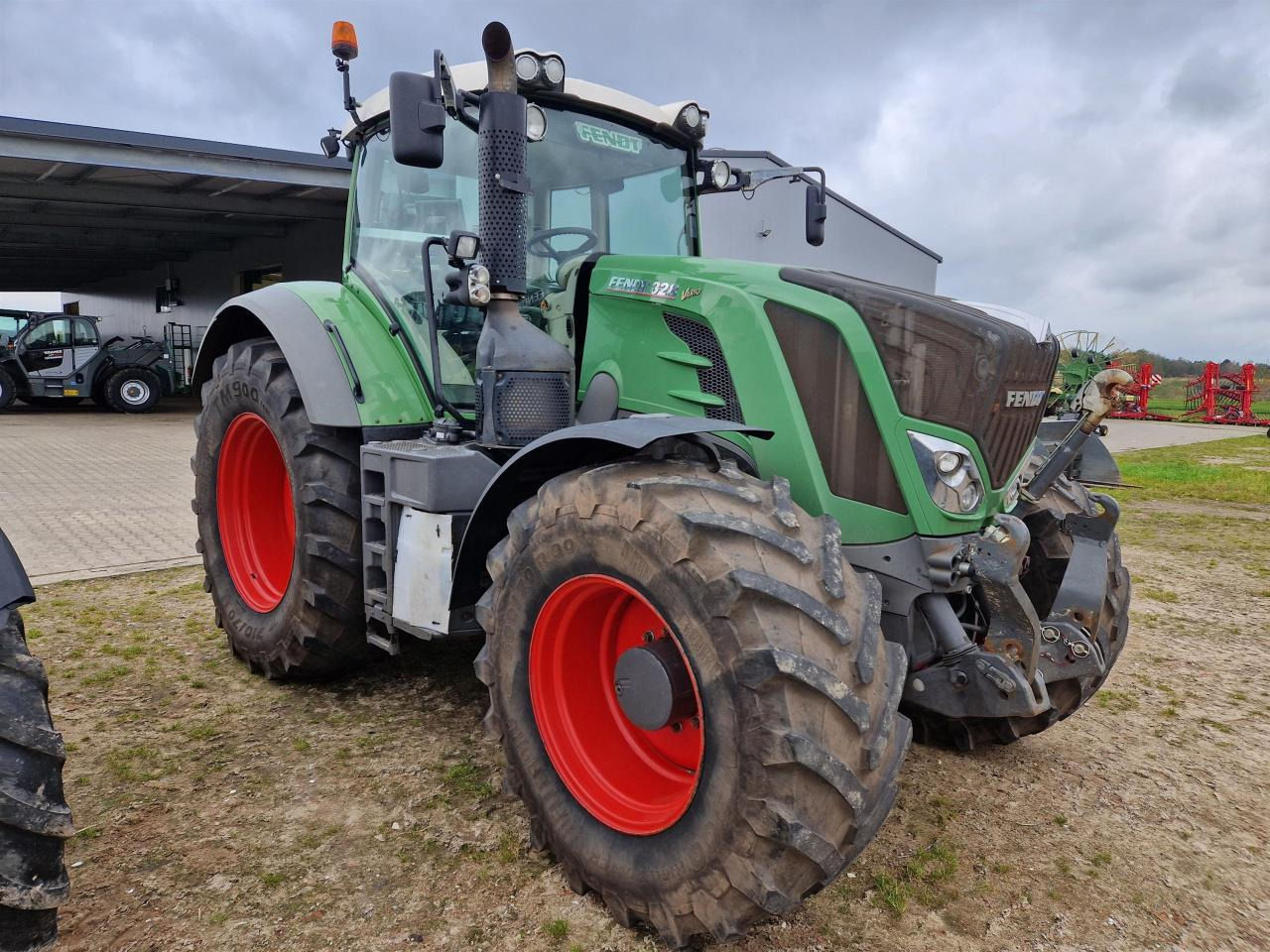 Fendt 828 Vario SCR - Traktor: pilt 2 Fendt 828 Vario SCR - Traktor: pilt 2