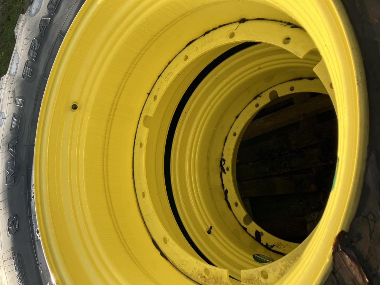 Firestone 650/85R38 - Rehv - Põllutööseade: pilt 5 Firestone 650/85R38 - Rehv - Põllutööseade: pilt 5