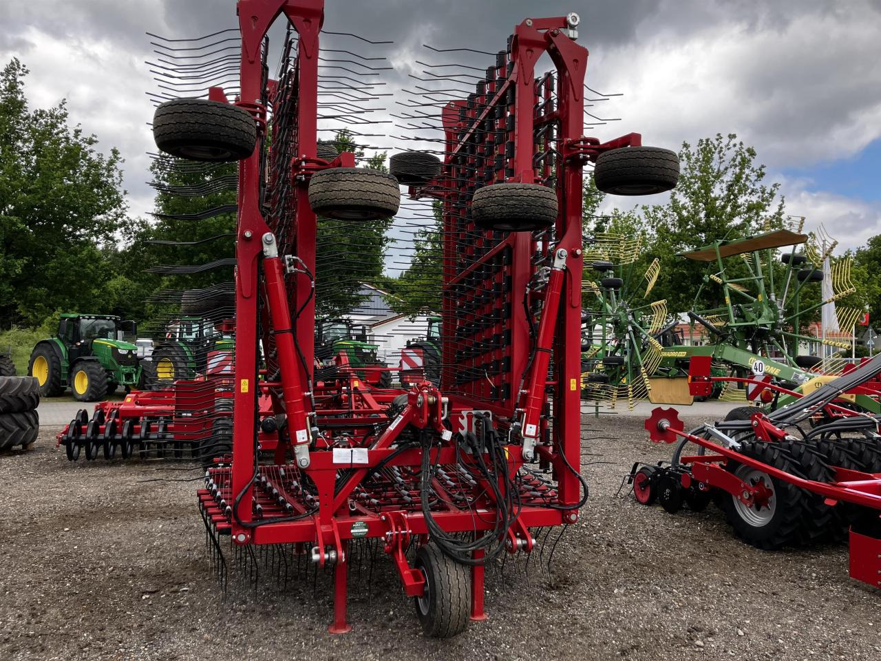 Horsch Cura 12 ST - Maaharimisseadmed: pilt 2 Horsch Cura 12 ST - Maaharimisseadmed: pilt 2