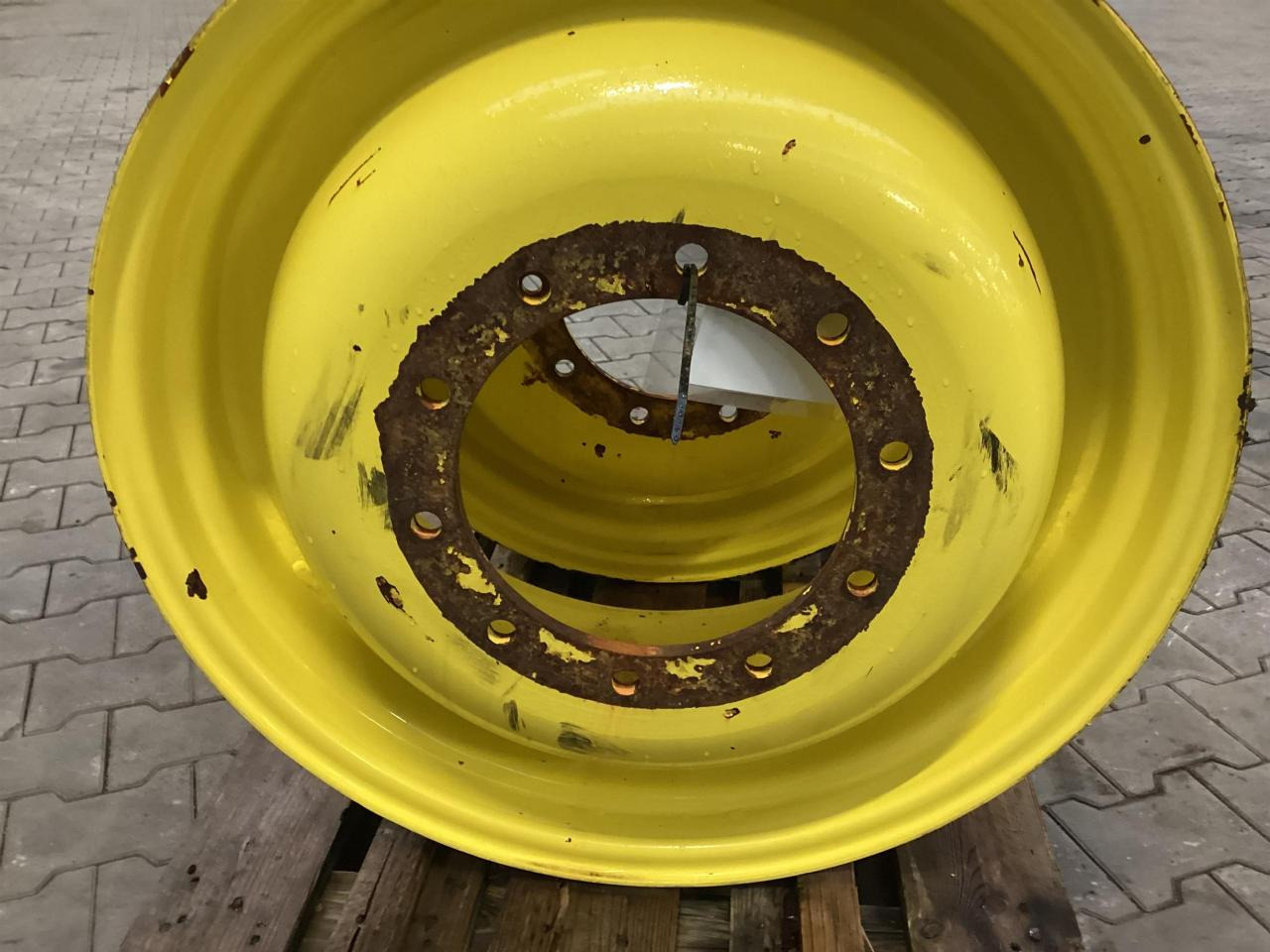 John Deere 15x30 - Rehv - Põllutööseade: pilt 3 John Deere 15x30 - Rehv - Põllutööseade: pilt 3