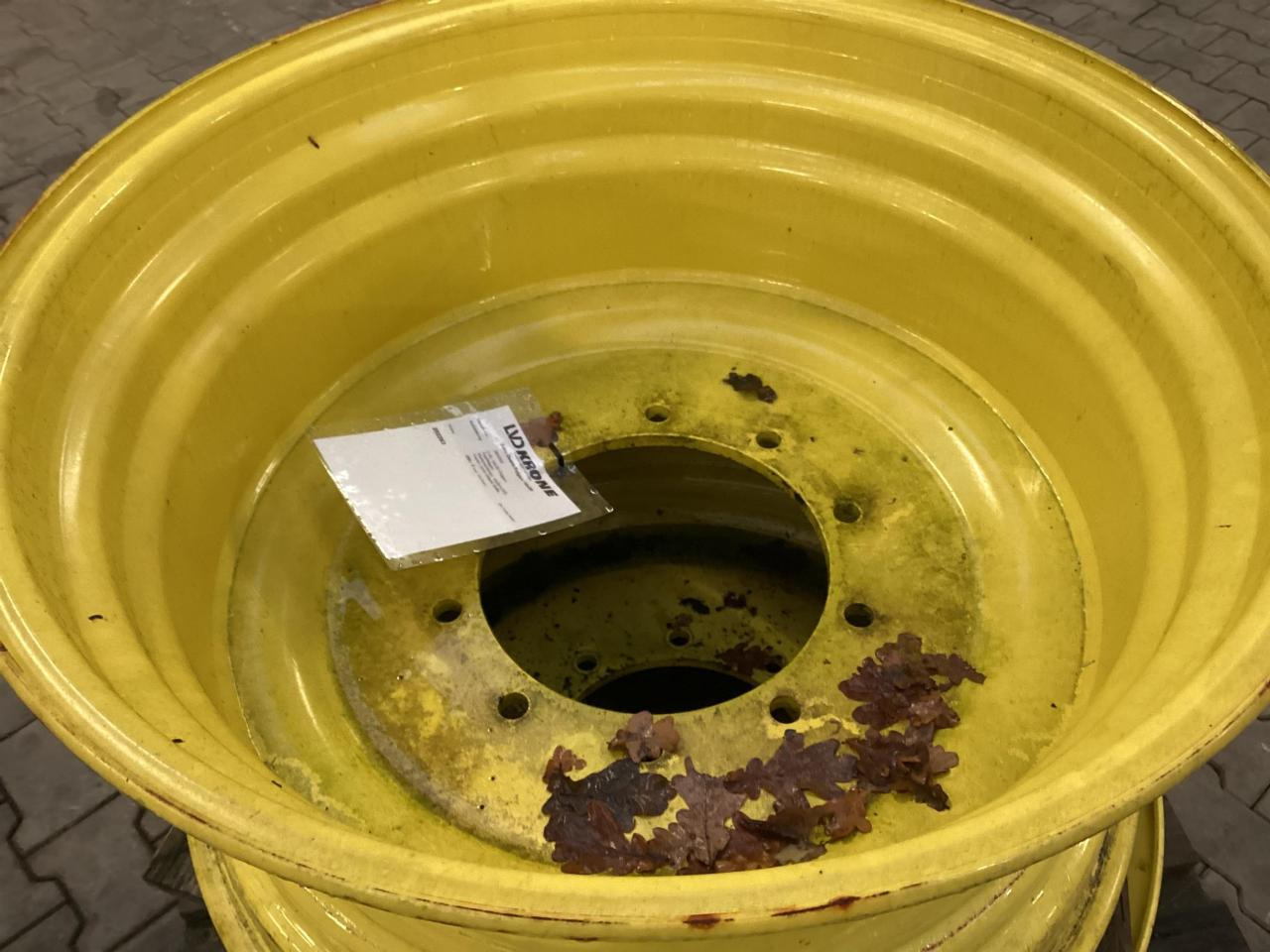 John Deere 16x30 - Rehv - Põllutööseade: pilt 2 John Deere 16x30 - Rehv - Põllutööseade: pilt 2