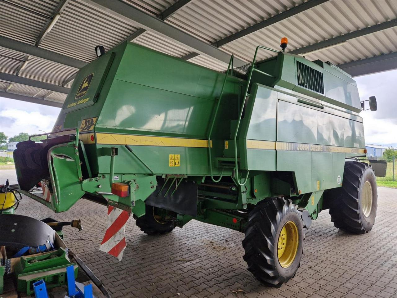 John Deere 2066 - Kombain: pilt 4 John Deere 2066 - Kombain: pilt 4