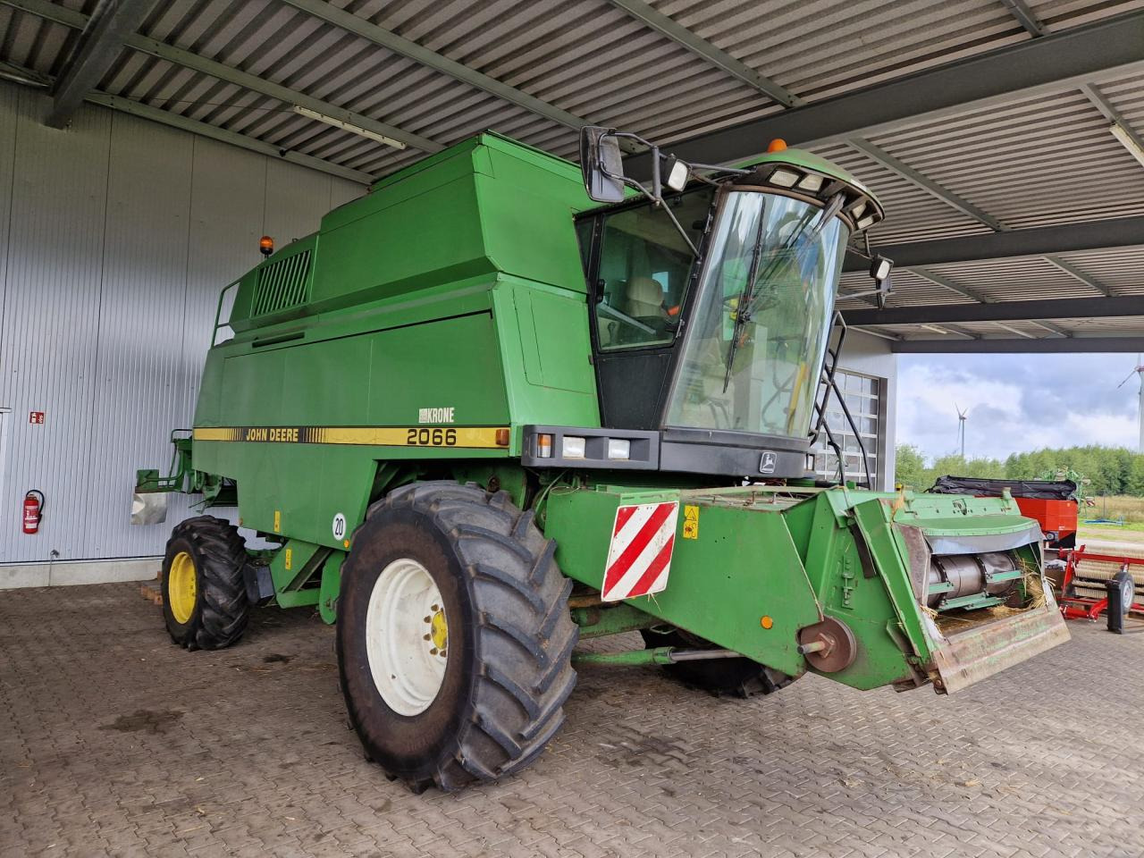 John Deere 2066 - Kombain: pilt 3 John Deere 2066 - Kombain: pilt 3