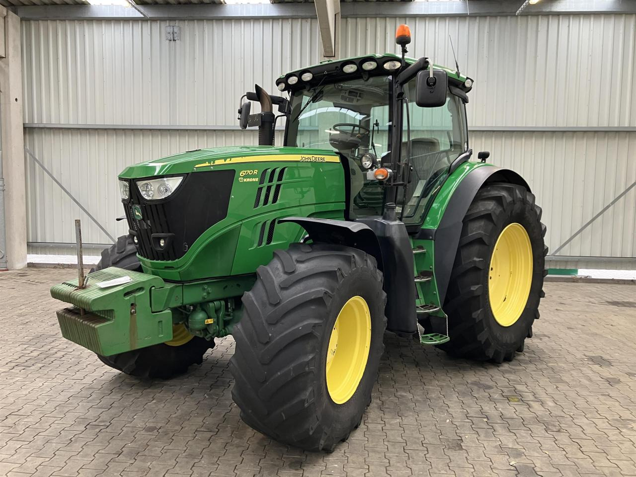 John Deere 6170R - Traktor: pilt 1 John Deere 6170R - Traktor: pilt 1