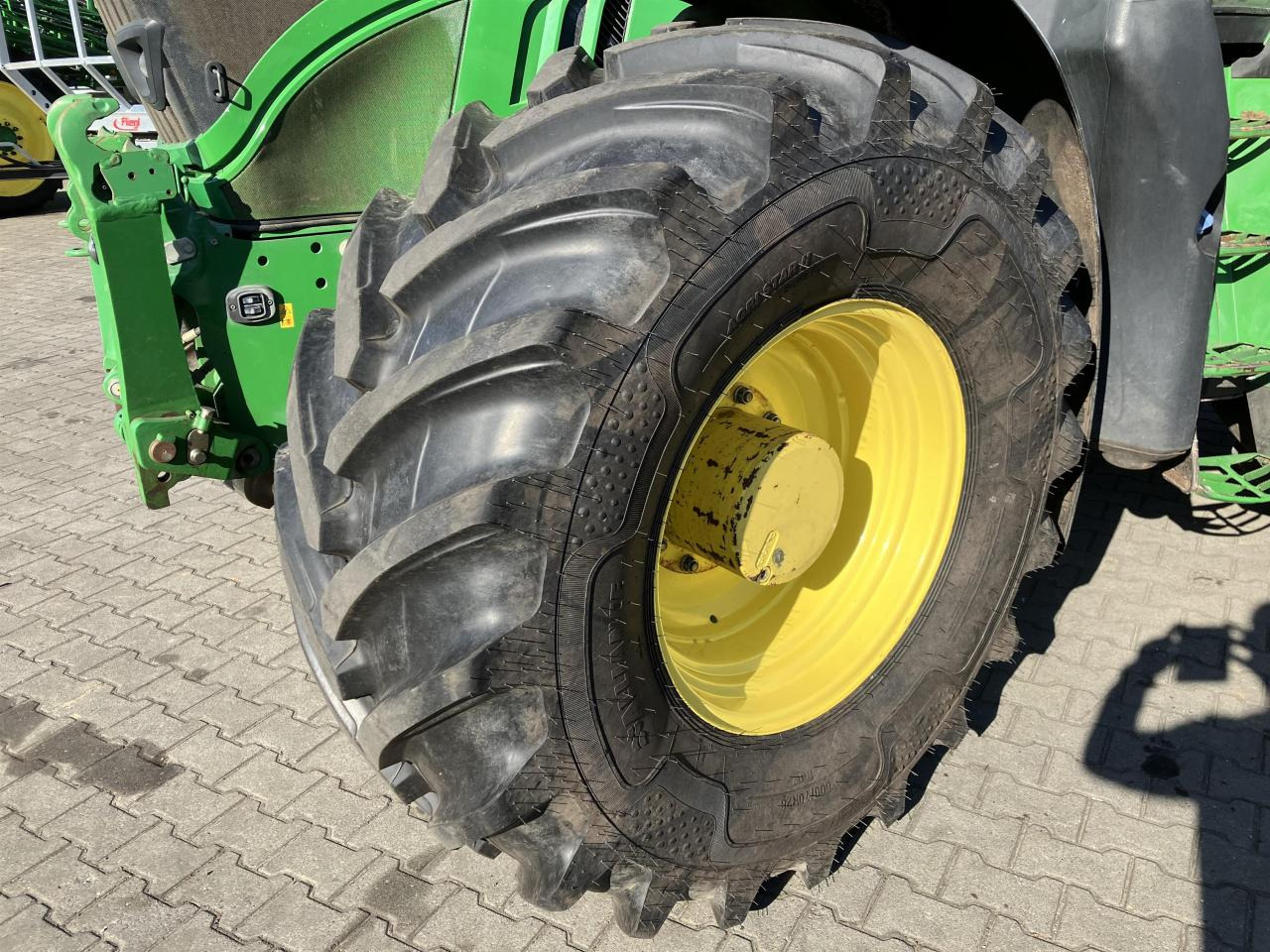 John Deere 6195R - Traktor: pilt 5 John Deere 6195R - Traktor: pilt 5