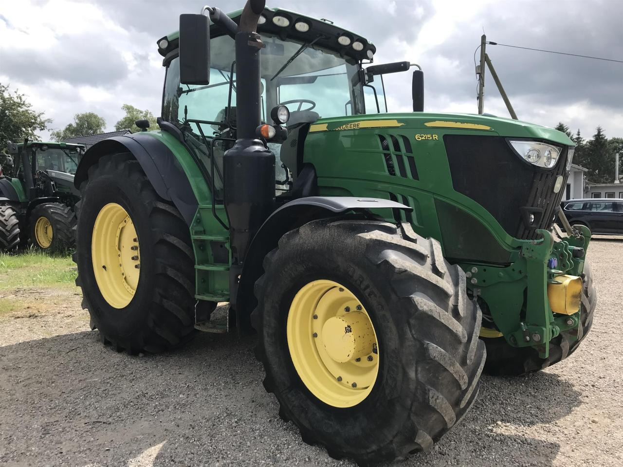 John Deere 6215R - Traktor: pilt 2 John Deere 6215R - Traktor: pilt 2