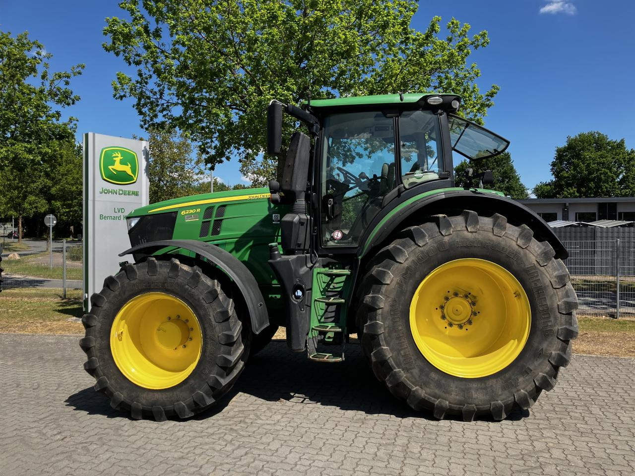 John Deere 6230R - Traktor: pilt 1 John Deere 6230R - Traktor: pilt 1