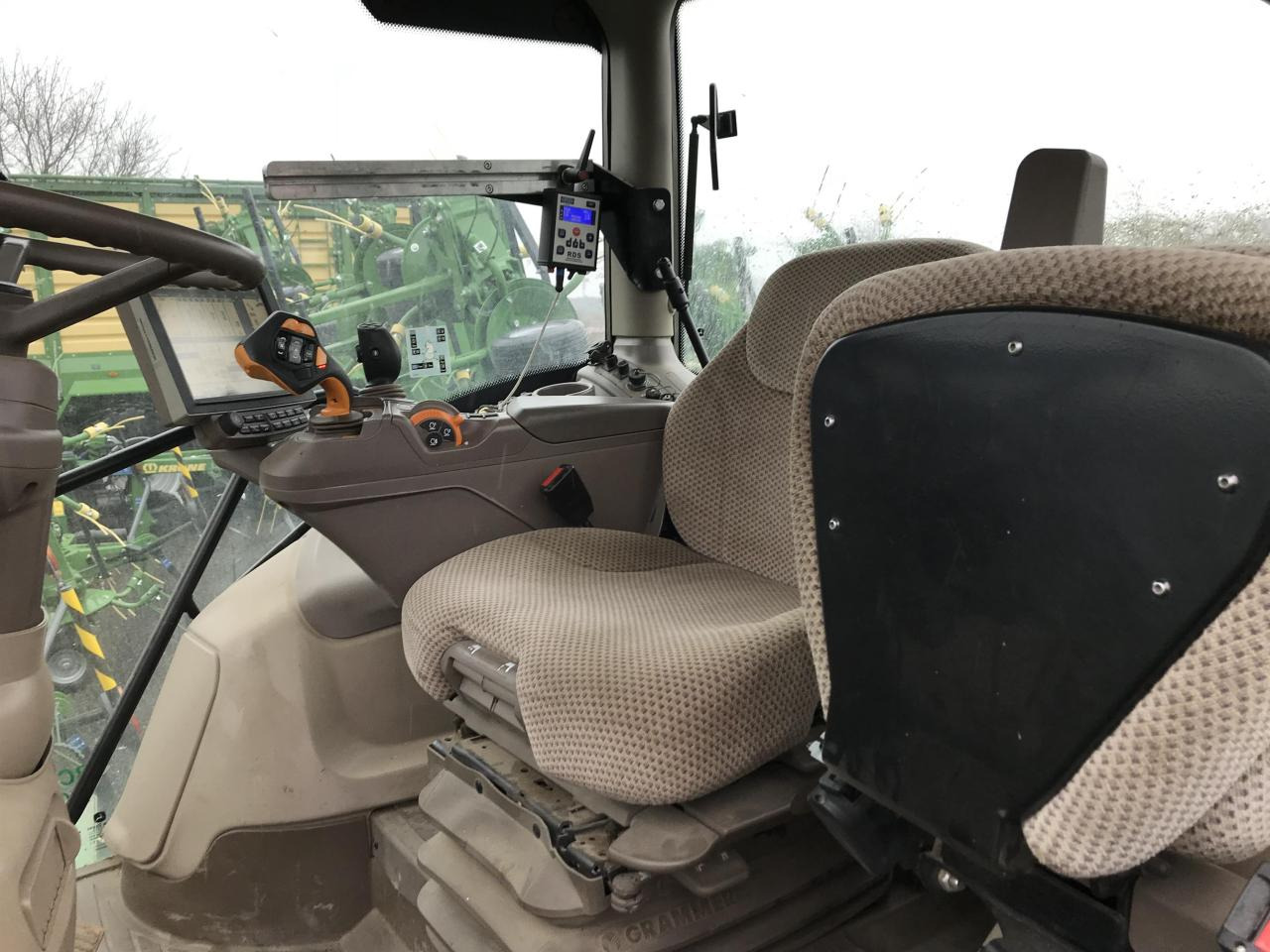 John Deere 6250R - Traktor: pilt 5 John Deere 6250R - Traktor: pilt 5