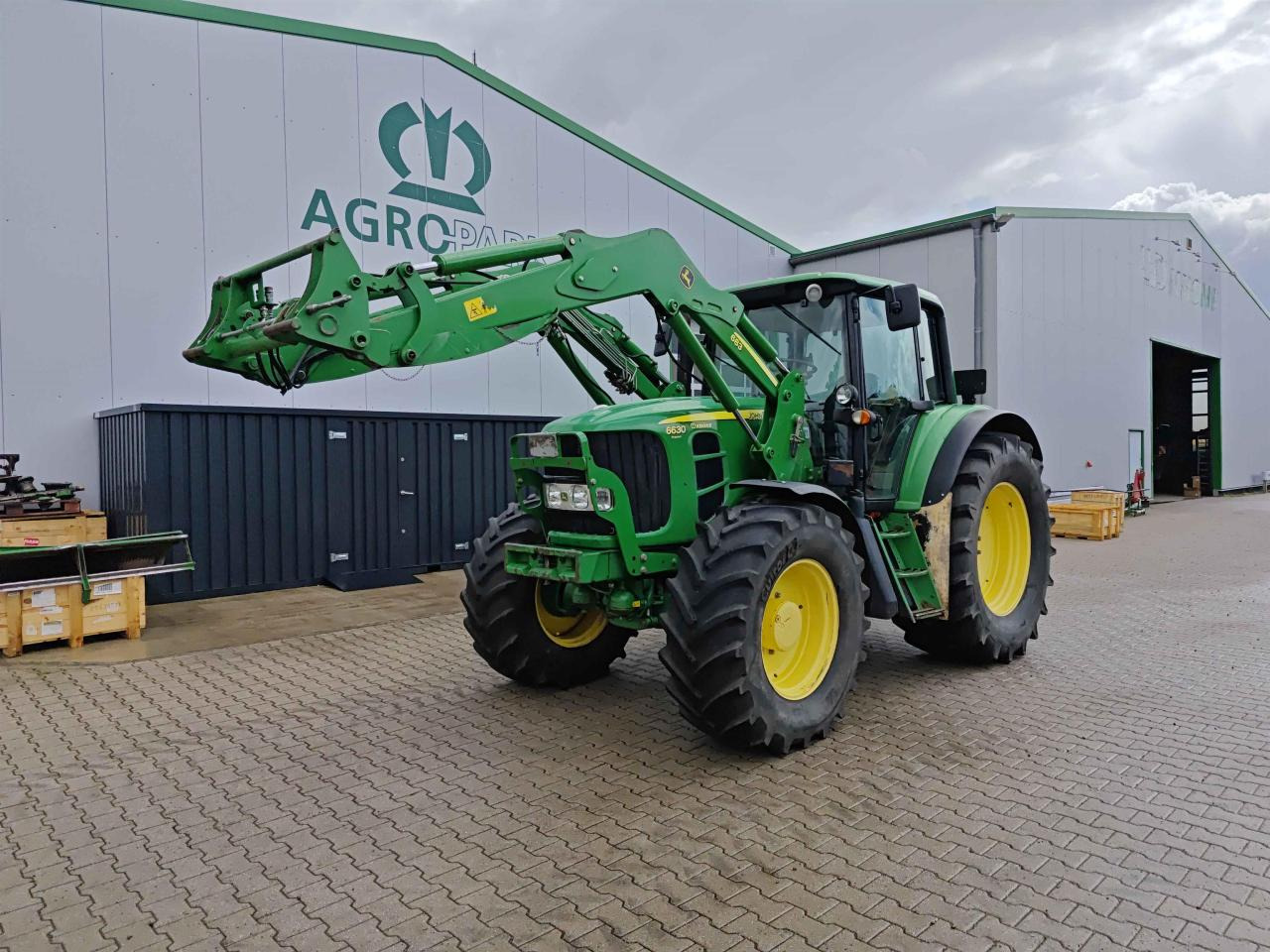 John Deere 6630 PREMIUM - Traktor: pilt 1 John Deere 6630 PREMIUM - Traktor: pilt 1