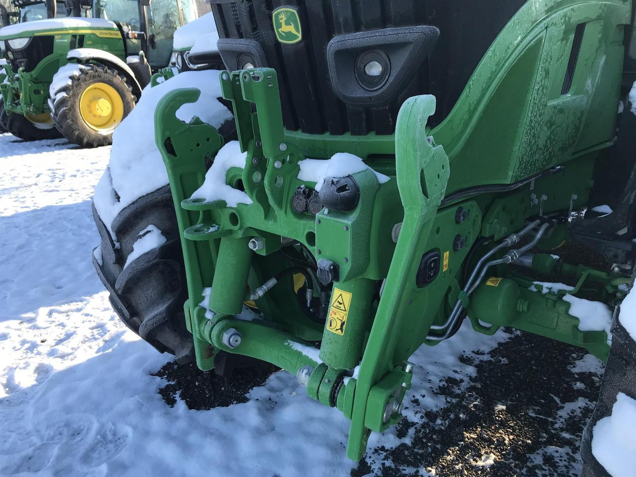 John Deere 6R 140 - Traktor: pilt 3 John Deere 6R 140 - Traktor: pilt 3